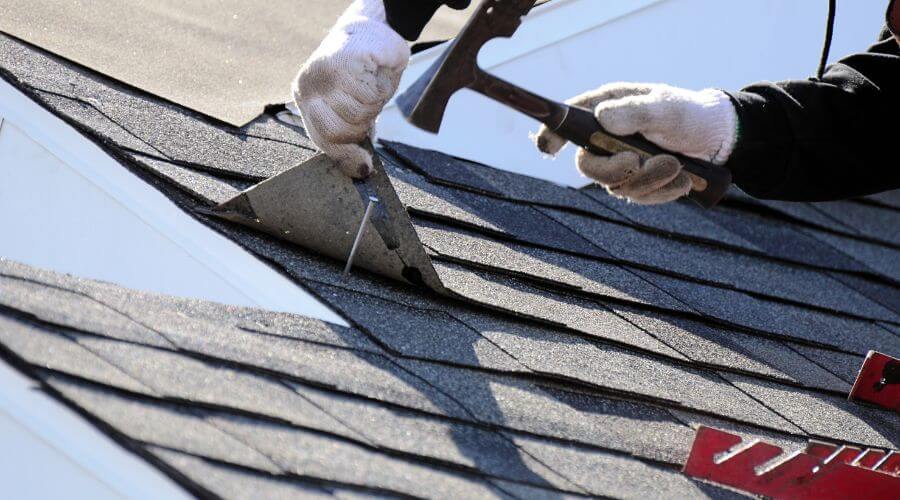 Professional metal roof installation in Manito, IL
